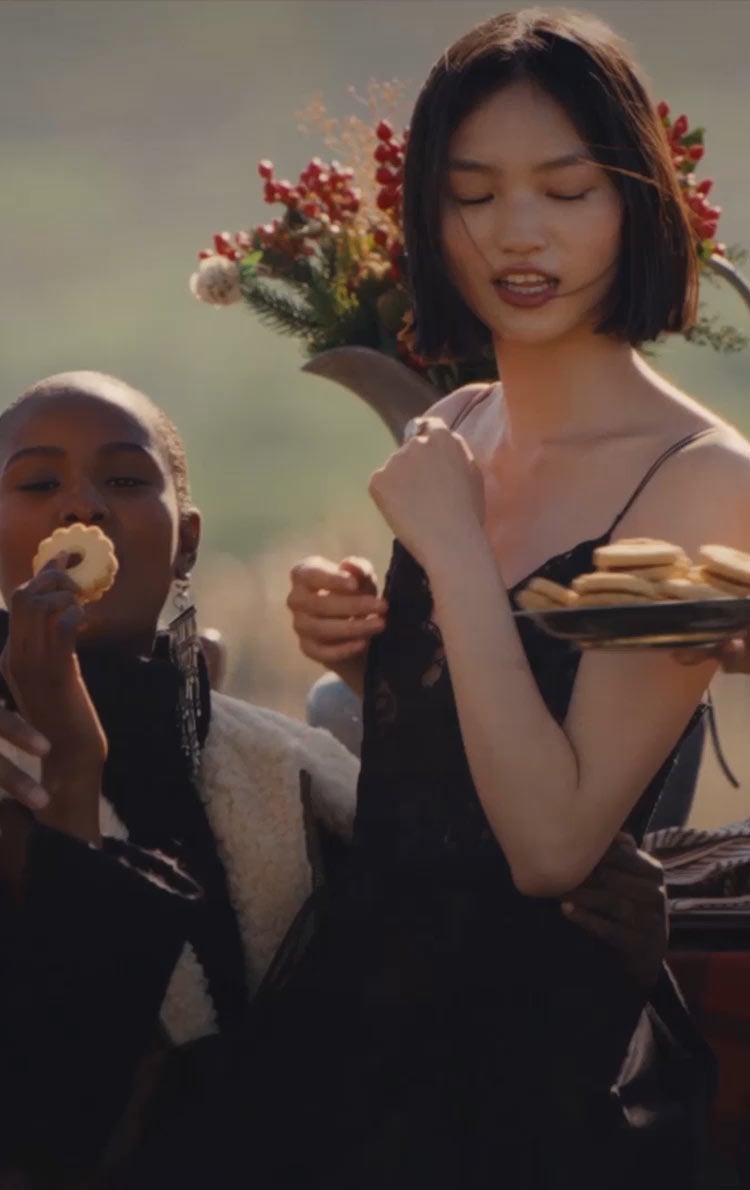 大人気⭐︎ラルフローレン⭐︎フローラル リネン ストラップレス ドレス　サマードレス 大人気⭐︎ラルフローレン⭐︎フローラル リネン ストラップレス