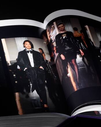Ralph Lauren Catwalk Book | ラルフ ローレン公式オンラインストア